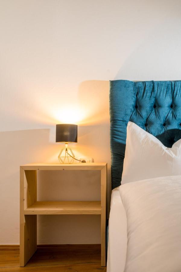 Hotel Greif Malles Venosta Extérieur photo
